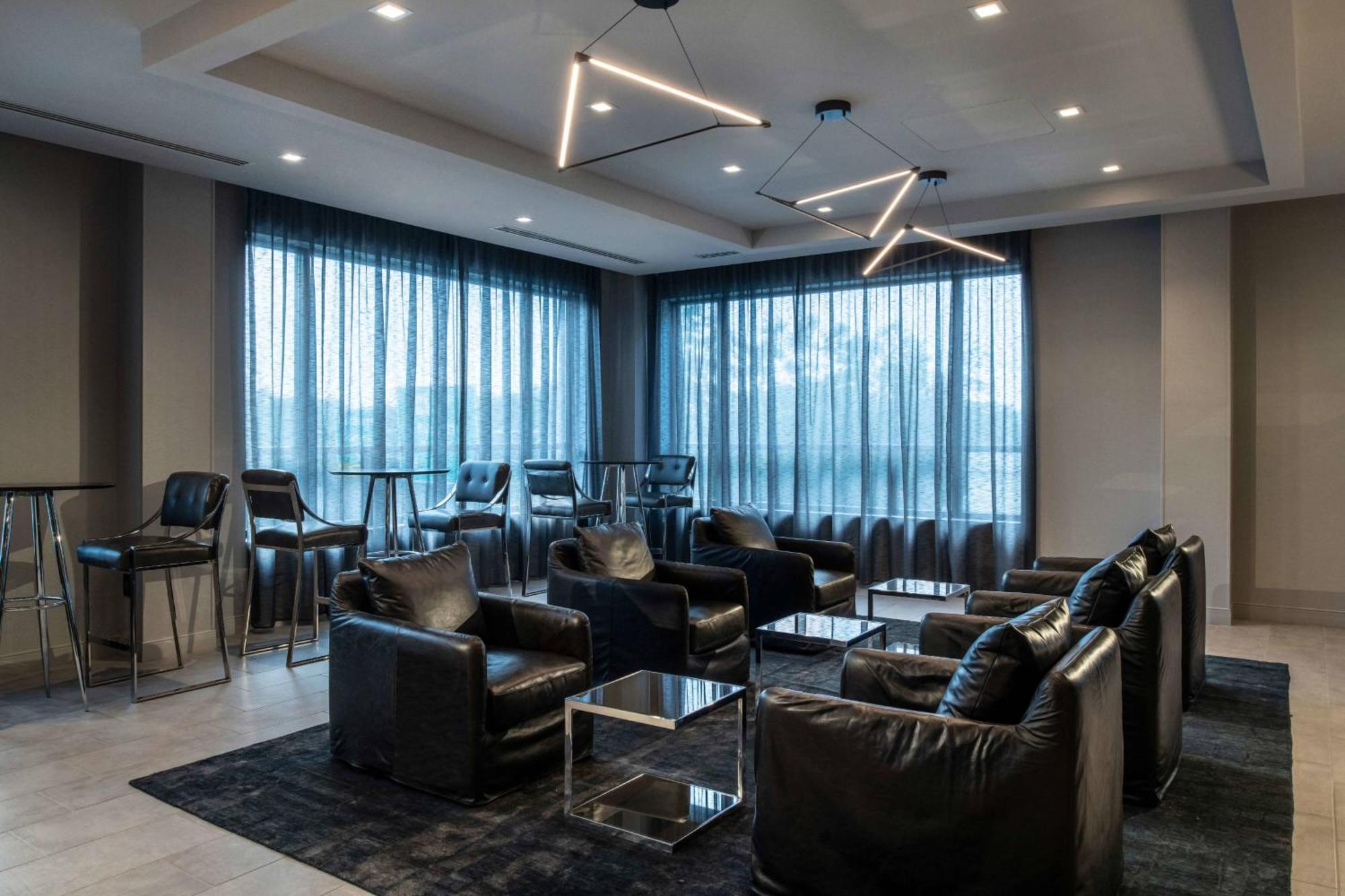 Fairfield By Marriott Inn & Suites Boston Medford Exterior photo