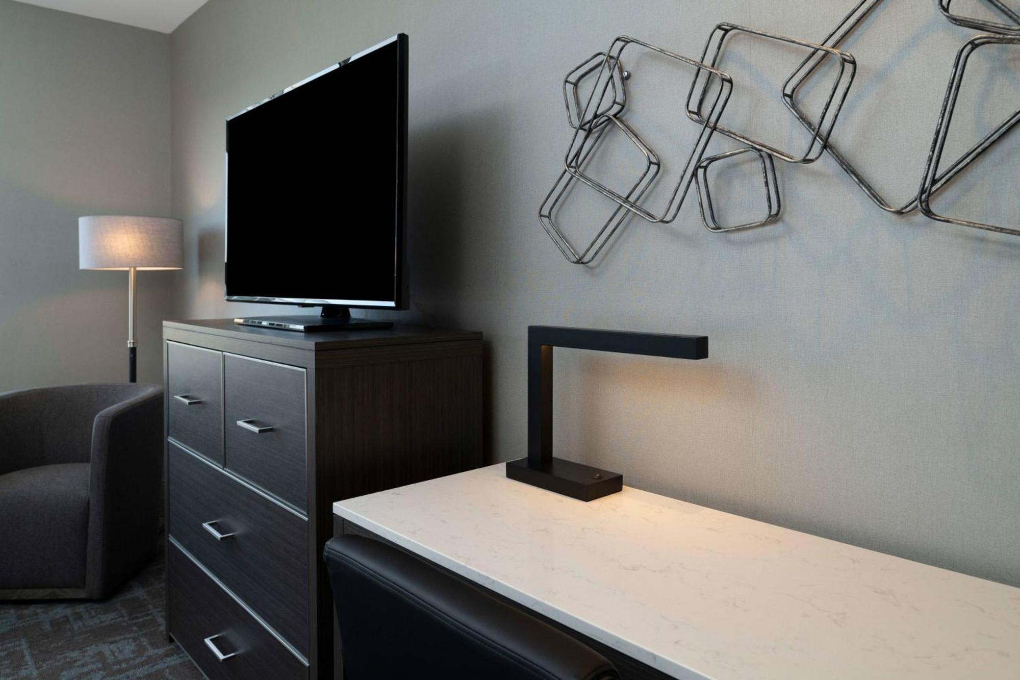 Fairfield By Marriott Inn & Suites Boston Medford Exterior photo